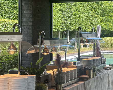 Warm Buffet
